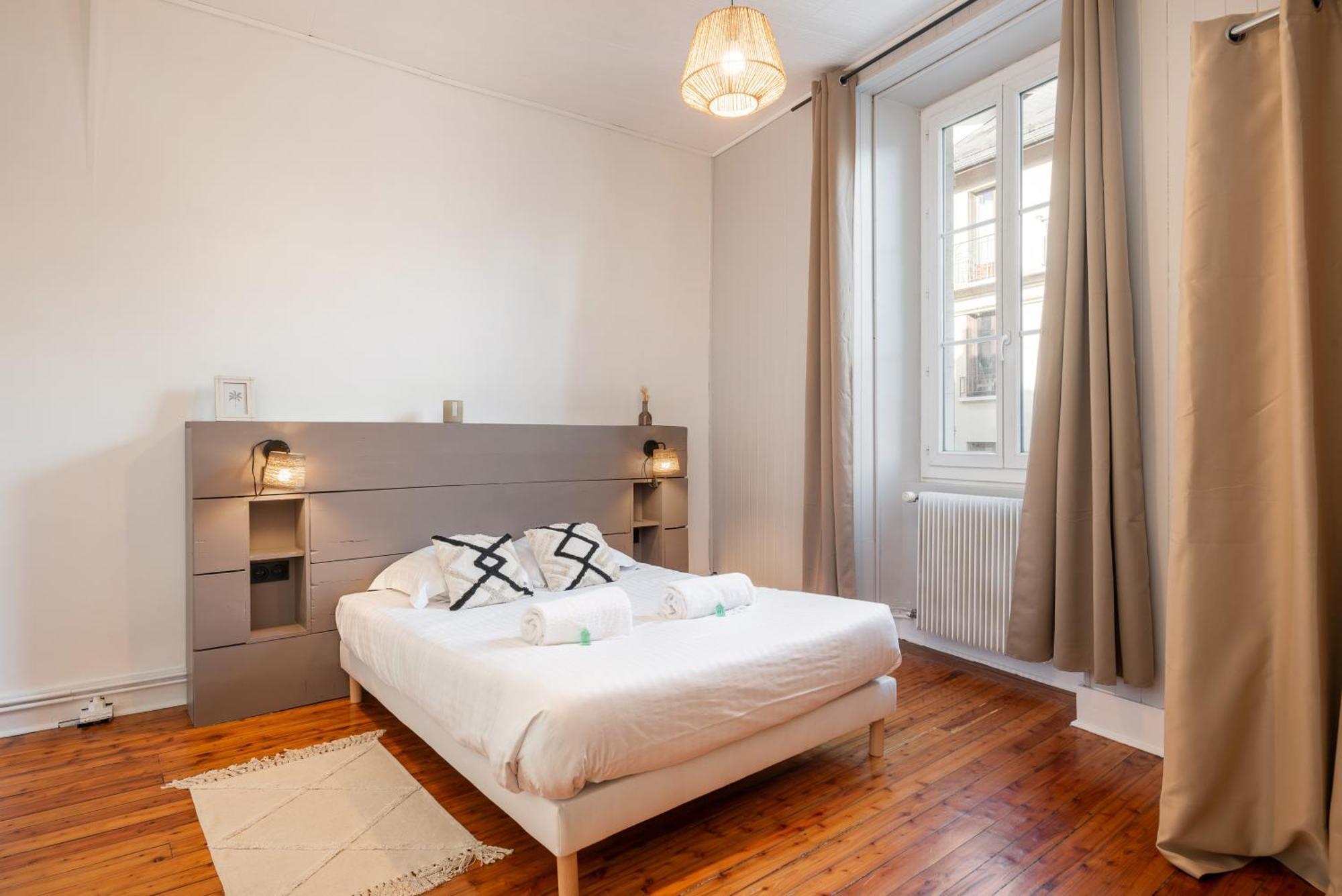 Spacieux Et Chaleureux Coeur De Apartment Chambery
