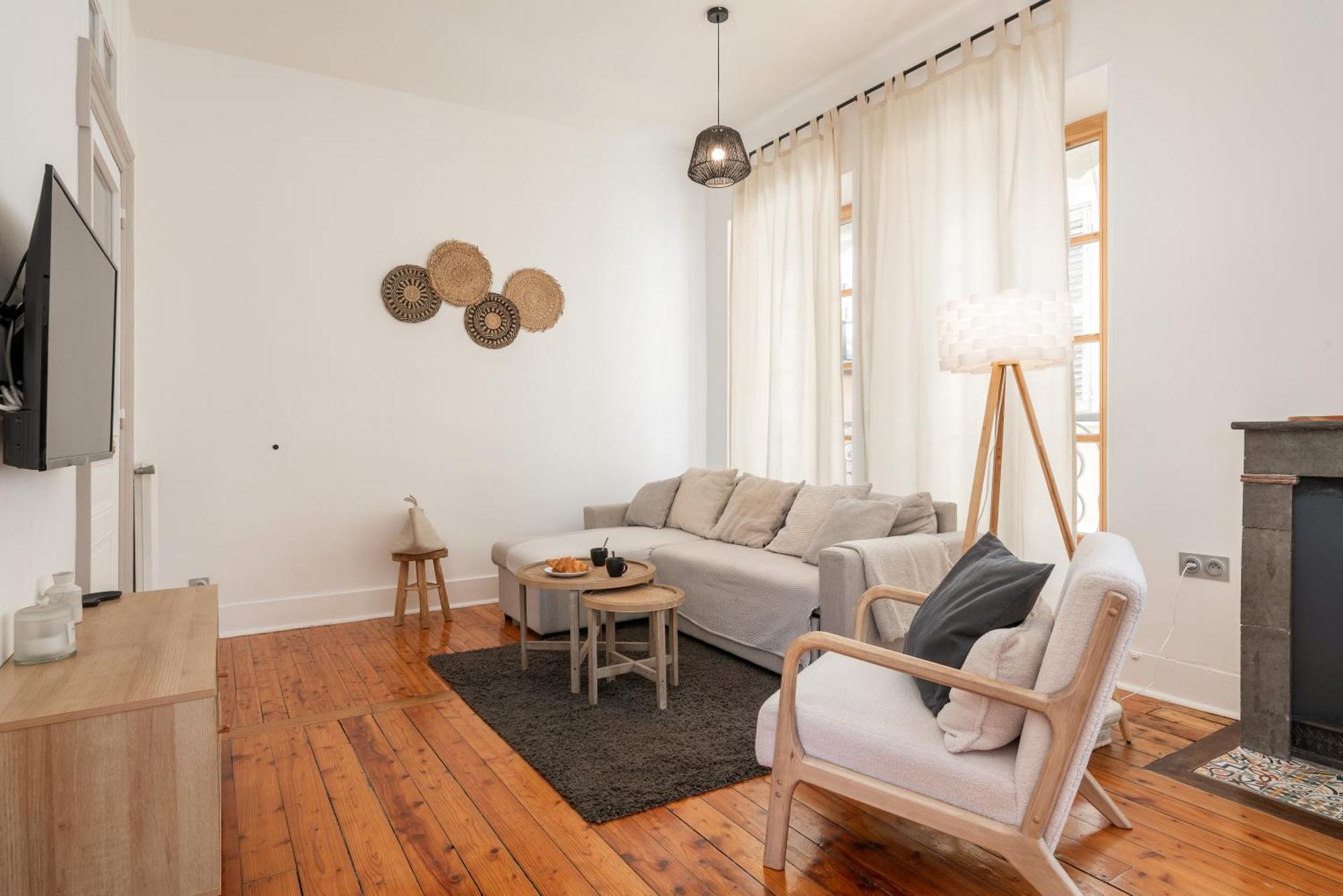 Apartment Spacieux Et Chaleureux Coeur De